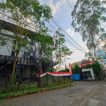 D'Journey Hotel Lembang Exterior photo