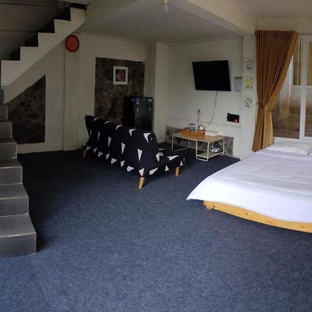 D'Journey Hotel Lembang Exterior photo