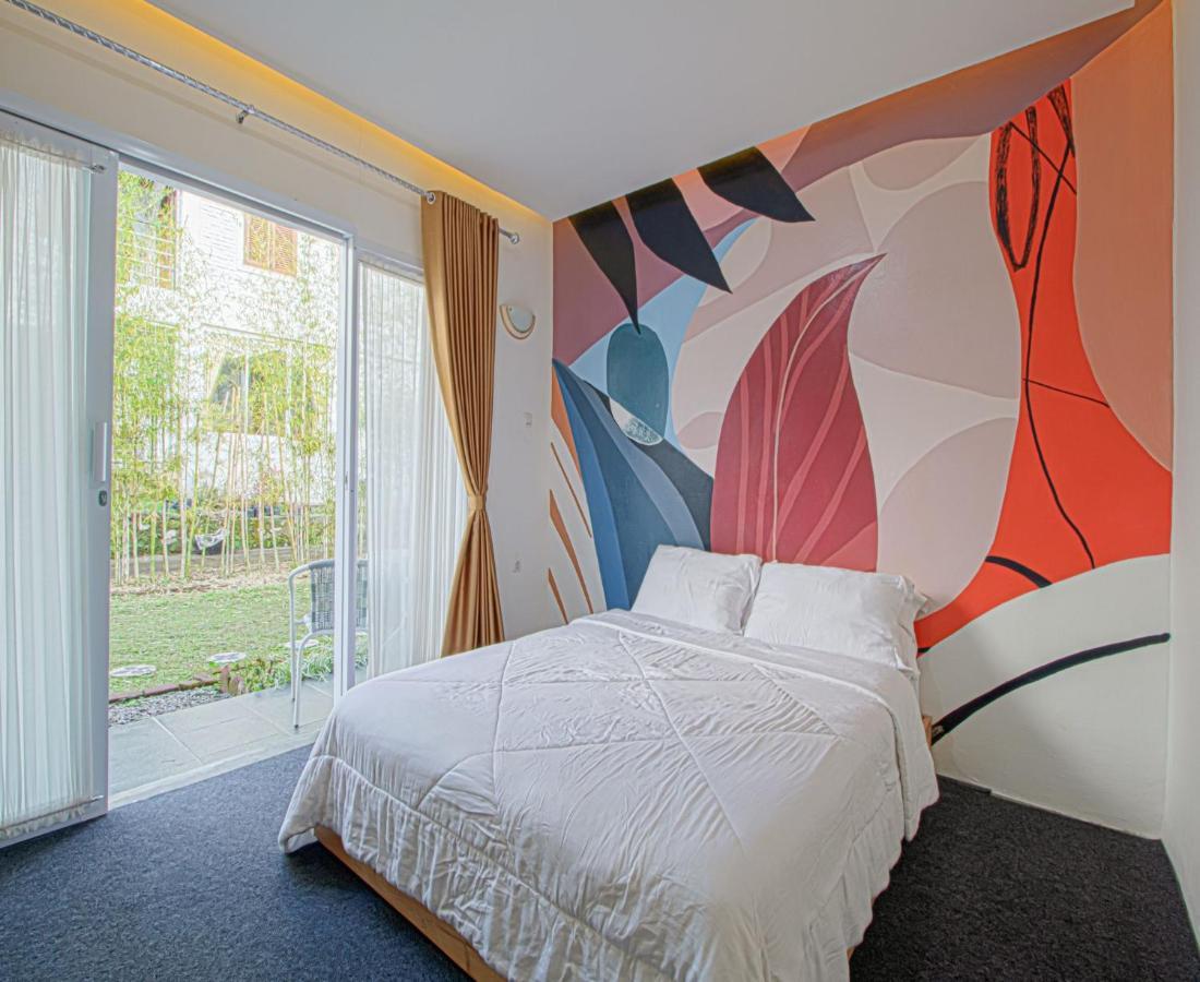 D'Journey Hotel Lembang Exterior photo
