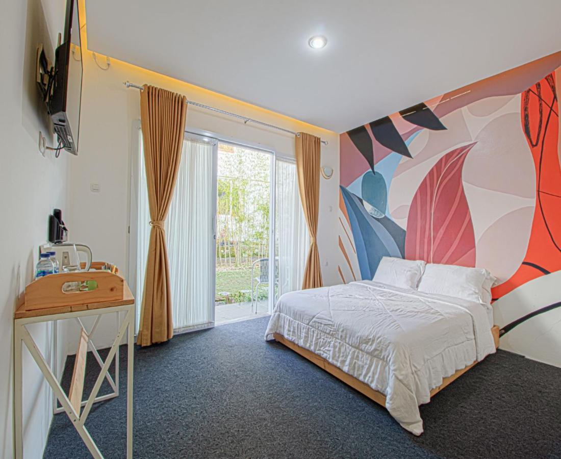 D'Journey Hotel Lembang Exterior photo